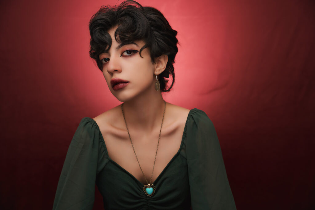 clamshell lighting portrait example 5