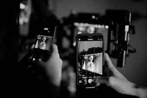 camera ans smartphone - Horizontal vs Vertical Composition