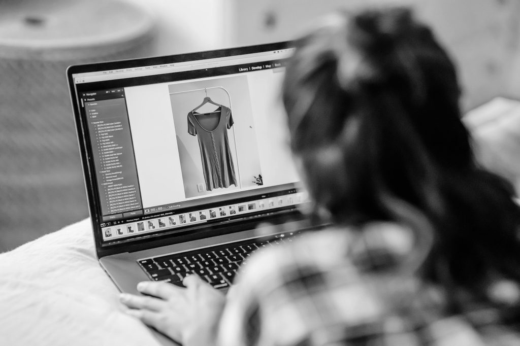 person editing a photo - learn how to brief a remote photo editor for better results