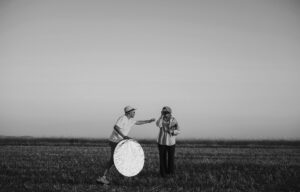 Shaping Sunlight - How to Use Reflectors and Scrims