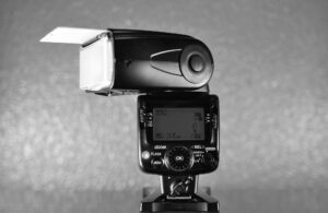 TTL vs Manual Flash: Which Mode Should You Use? (Beginner's Guide) - on camera flash